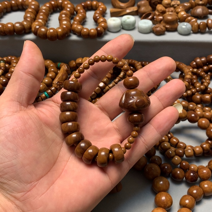 冷***哚果皮库克甜甜圈加狗配饰不差价一串