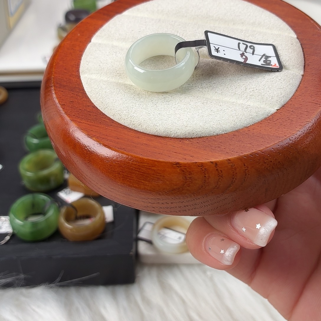 和田玉未镶嵌戒指Q112白玉轮胎内径16.5