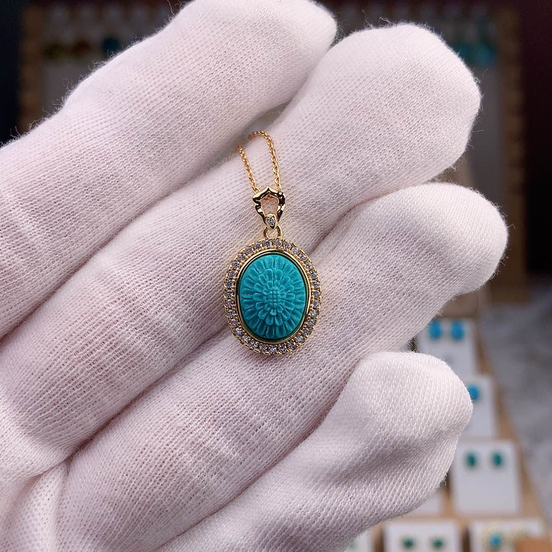 绿松石颈饰未镶嵌