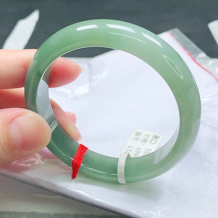 翡翠未镶嵌手镯手镯55