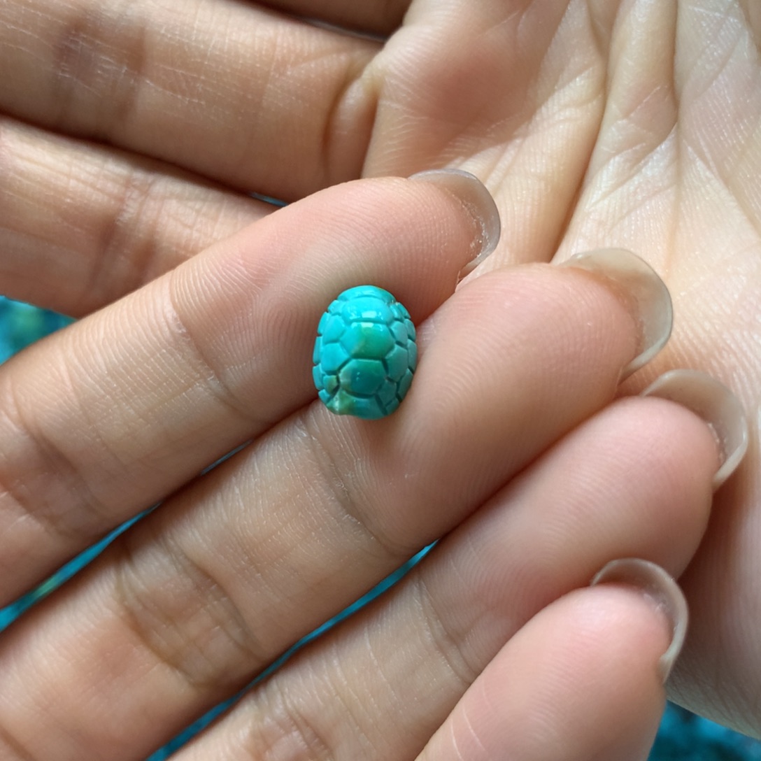 绿松石配饰未镶嵌