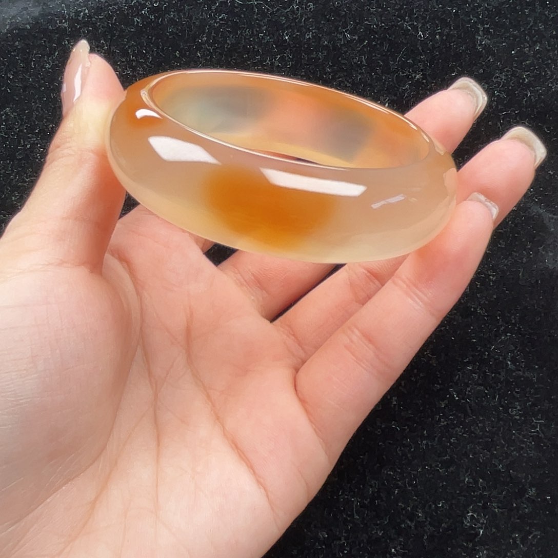 玛瑙/玉髓手镯未镶嵌