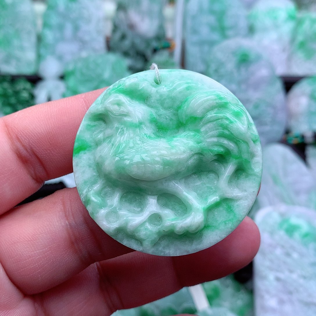 翡翠吊坠(不含链)未镶嵌