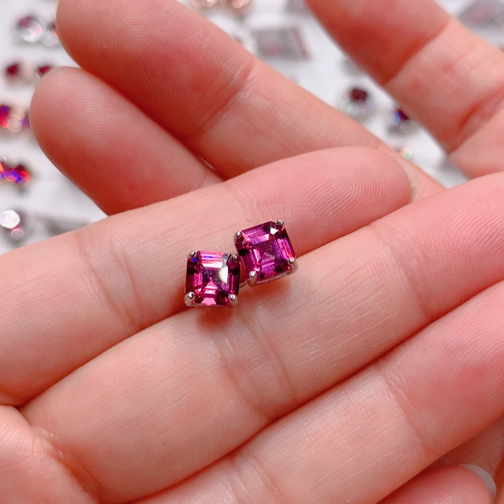 石榴石耳钉银S925镶嵌妮