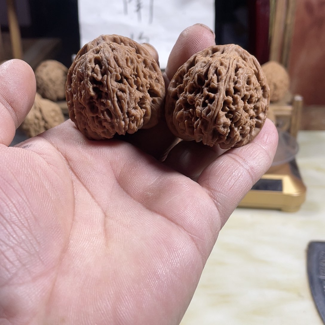 桃核吊坠绕*柔文玩核桃南将石