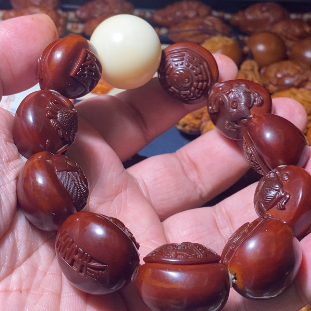 耄***茔橄榄核手串/手链核雕回血