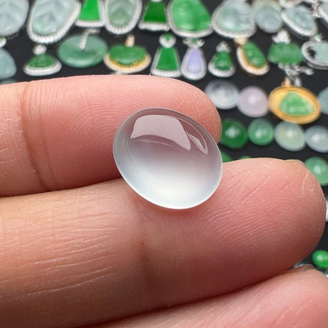 翡翠颈饰未镶嵌蛋12