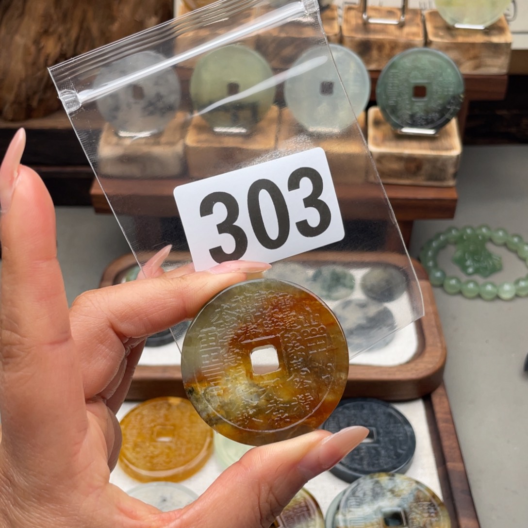 毛***狸蛇纹石玉未镶嵌颈饰