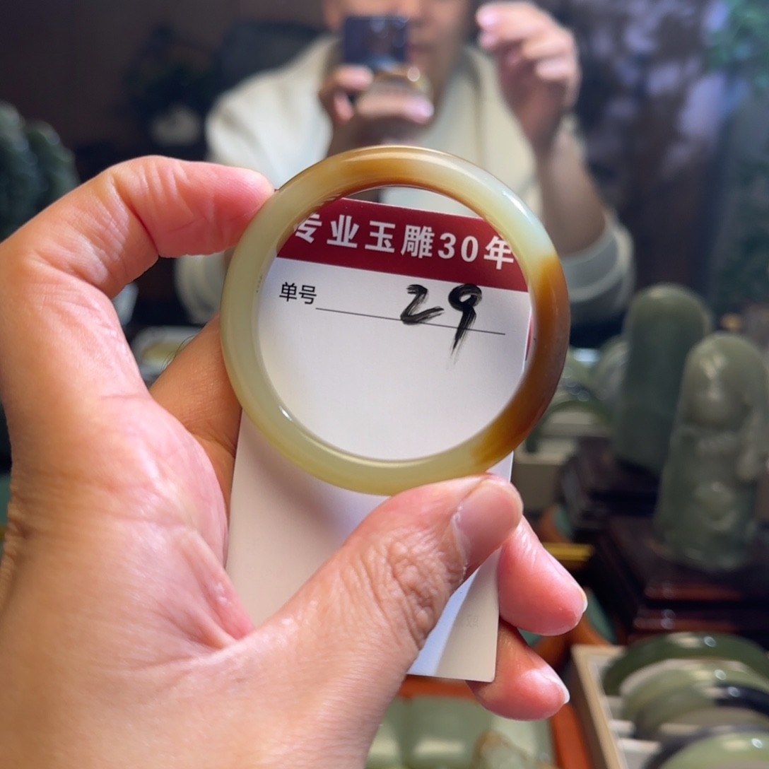 嘟***朵和田玉（糖玉）未镶嵌手链