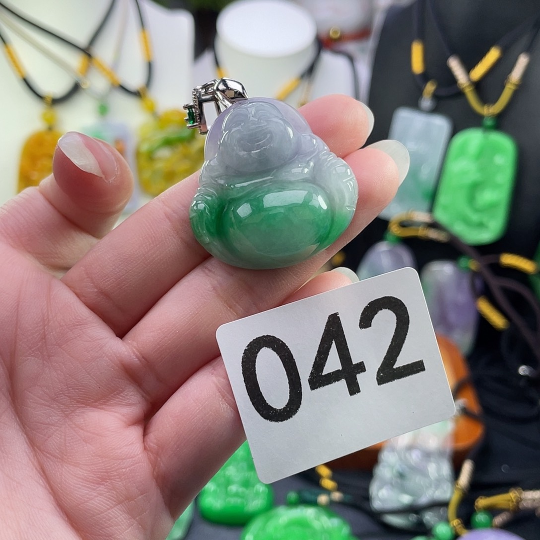 吊坠(赠链)未镶嵌翡翠