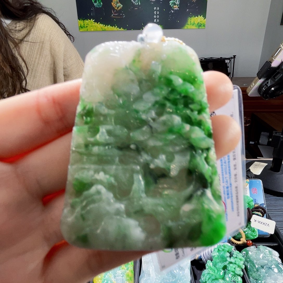 颈饰未镶嵌翡翠翡翠
