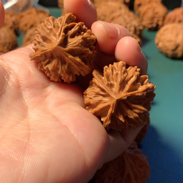 吊坠文玩核桃岐山三棱34