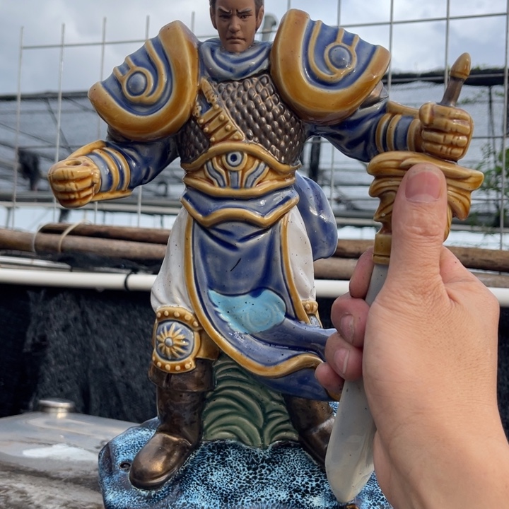 石湾公仔衬托盆景