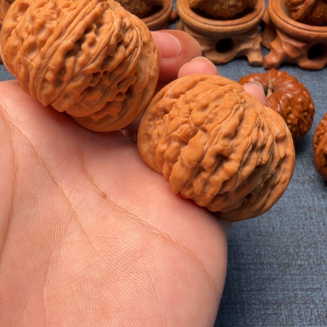 猴头核桃把件后****说汗高楼45尺寸37