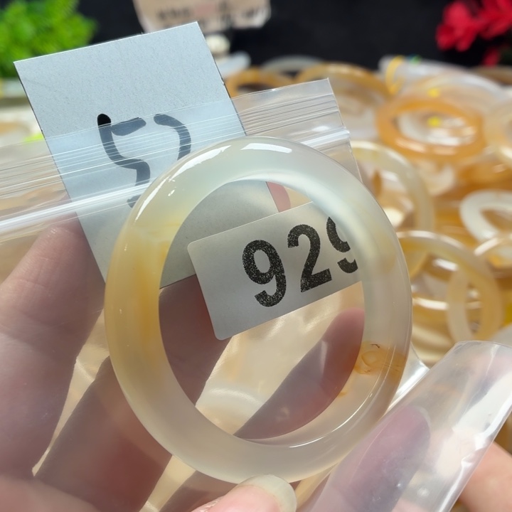 玛瑙/玉髓未镶嵌手镯