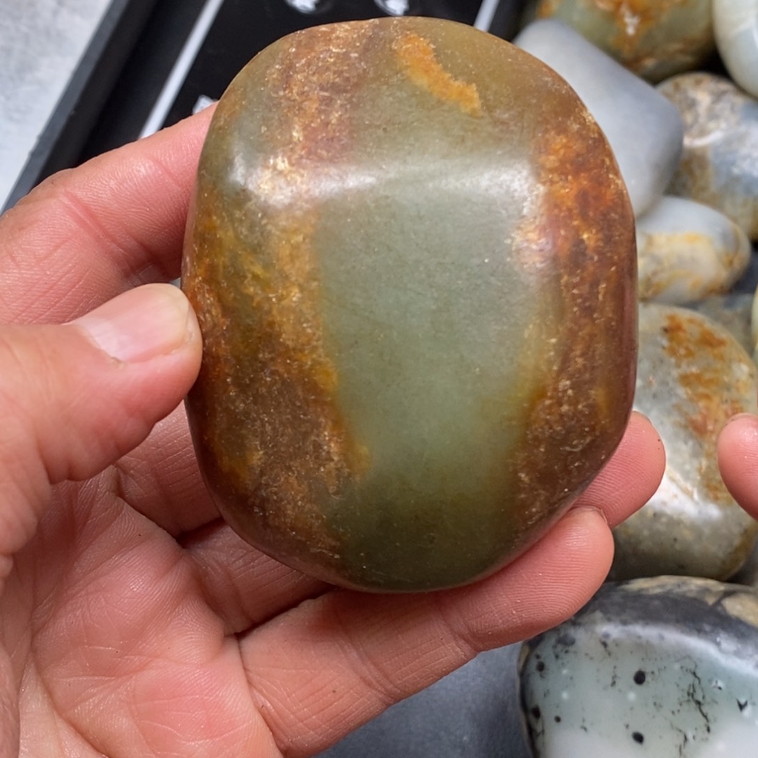 和田玉（糖玉）挂件未镶嵌