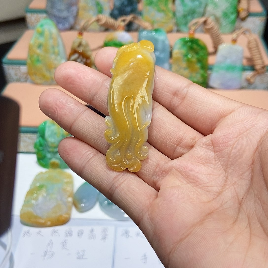 定制翡翠未镶嵌天然翡翠A货一物一证