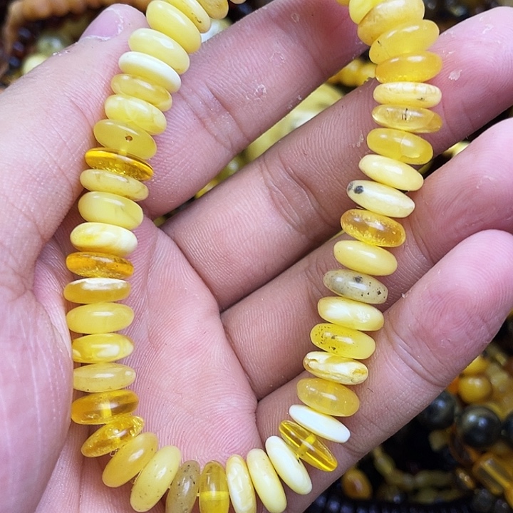 琥珀未镶嵌珠宝奇石