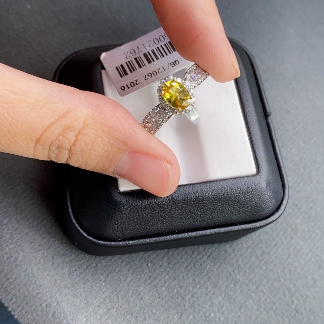 蓝宝石戒指银S925镶嵌L****Y