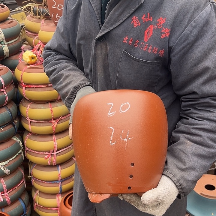 紫砂紫砂花盆和小