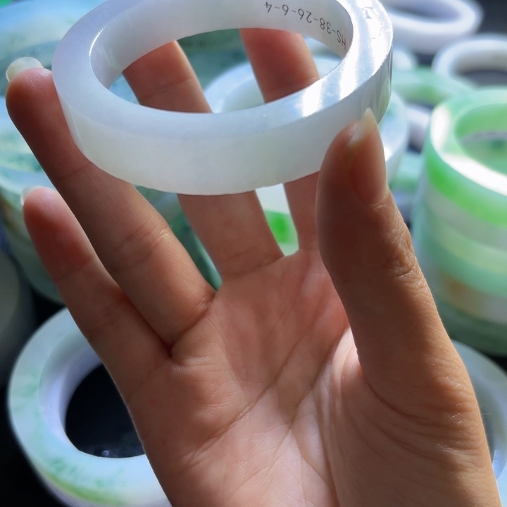 定制翡翠不退不换未镶嵌M****佬