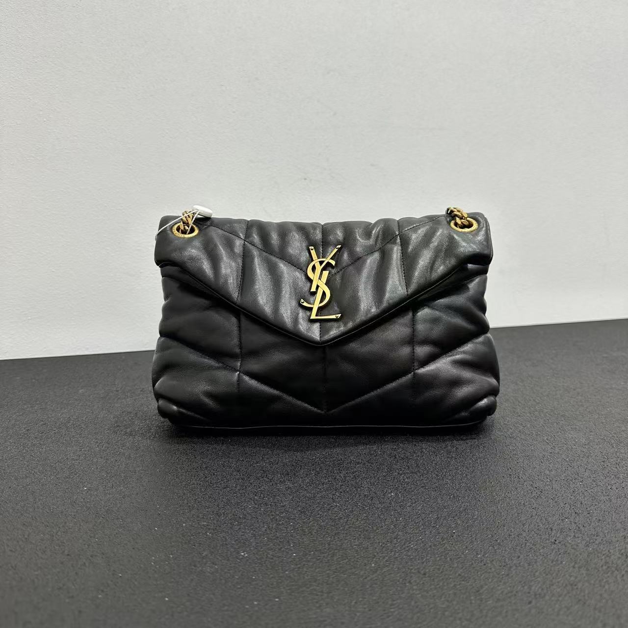 99新 YSL/圣罗兰 壹所奢品/YSL 云朵 小号 黑金 新款 单肩斜挎包*