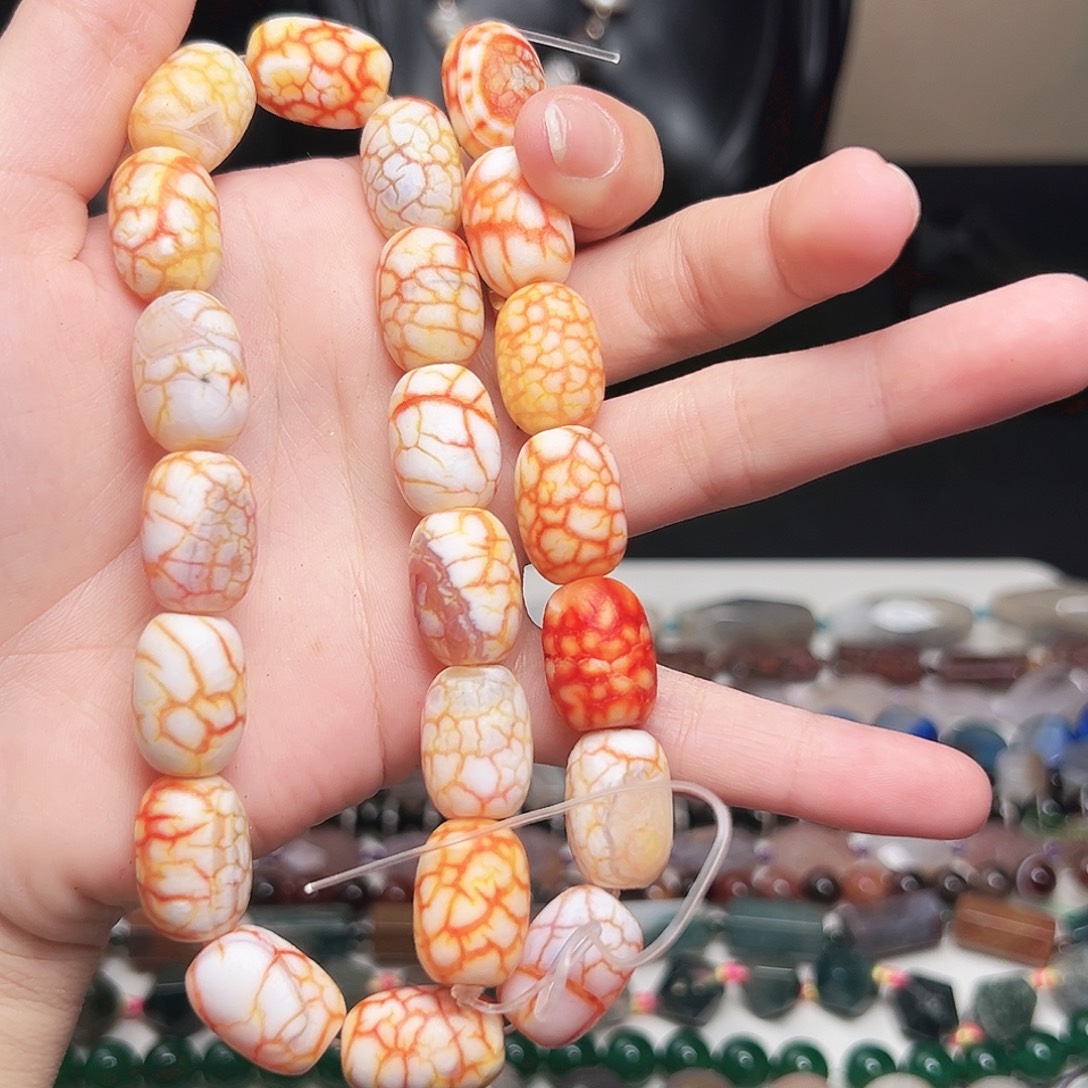 玛瑙/玉髓合金珠宝半成品x75 13m 柿子流芯玛瑙桶珠一条