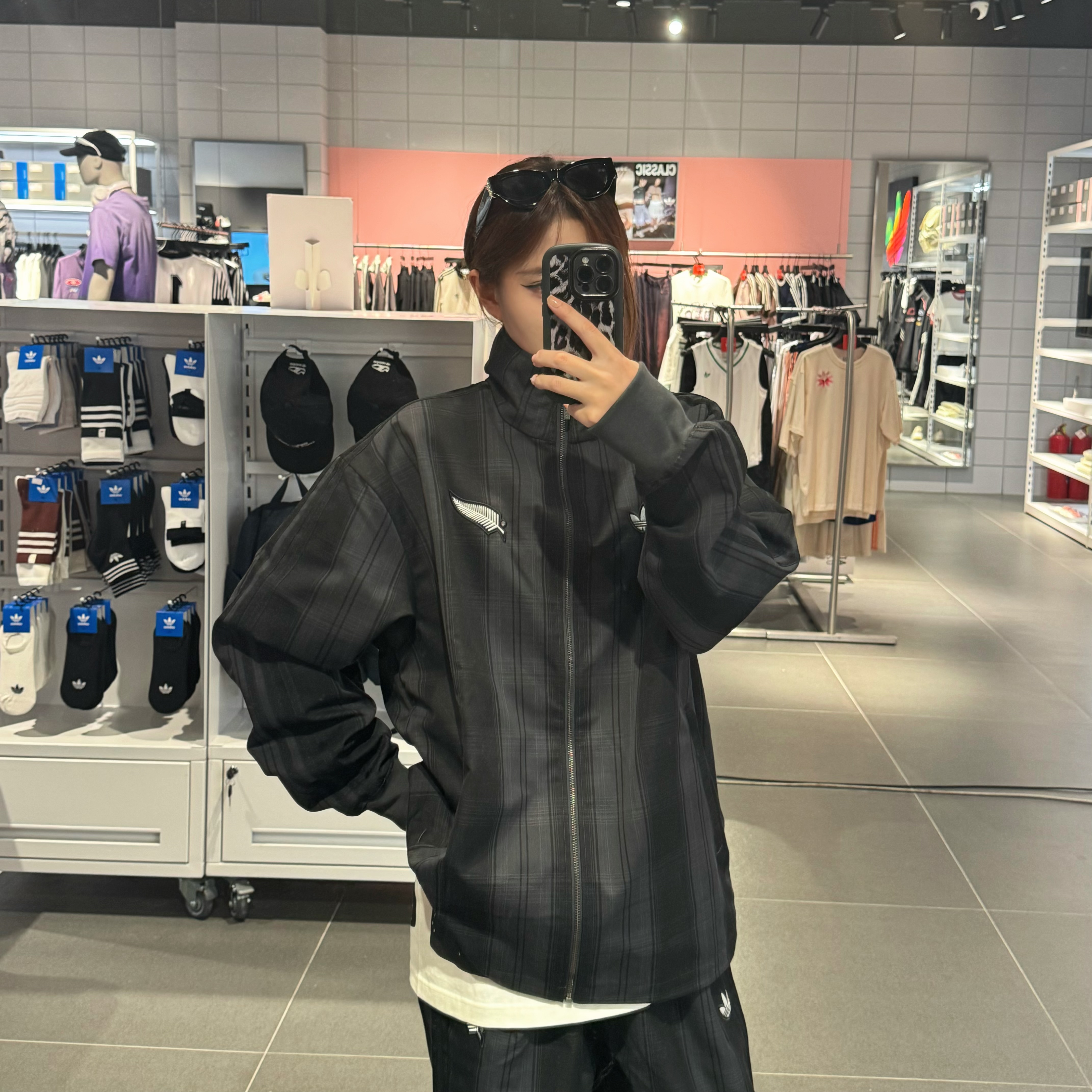 adidas/阿迪达斯TRACK TOP 橄榄球风格纹休闲运动夹克外套 KG4633