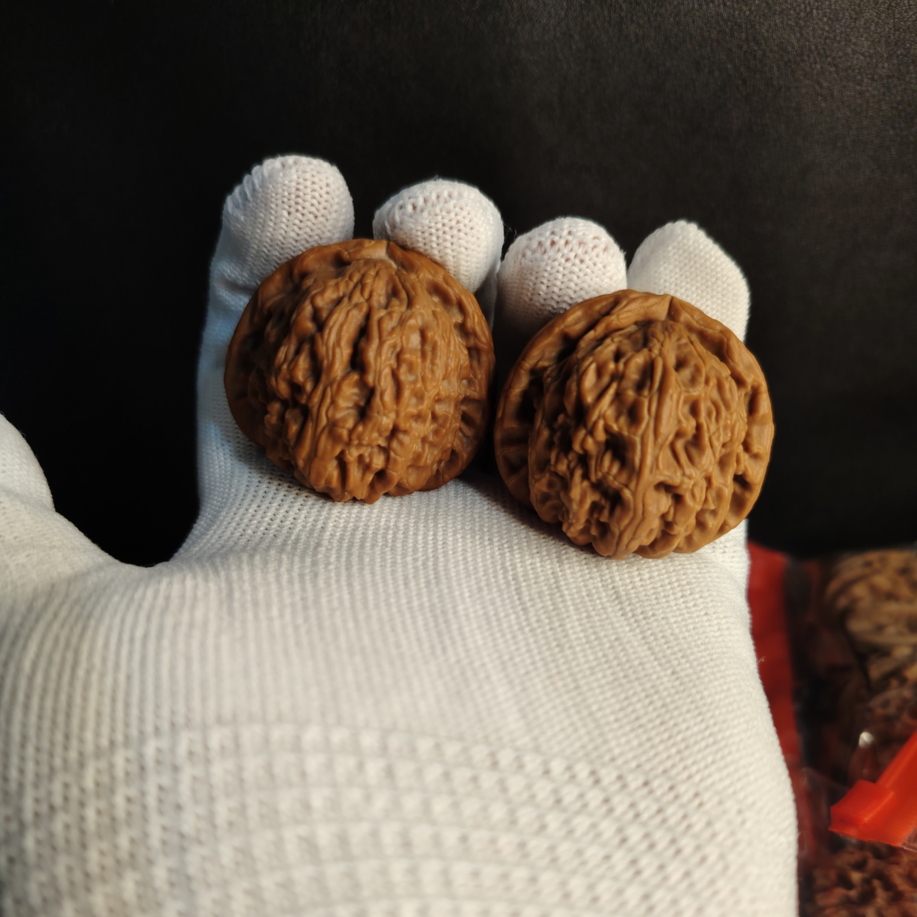 白狮子精品三角白