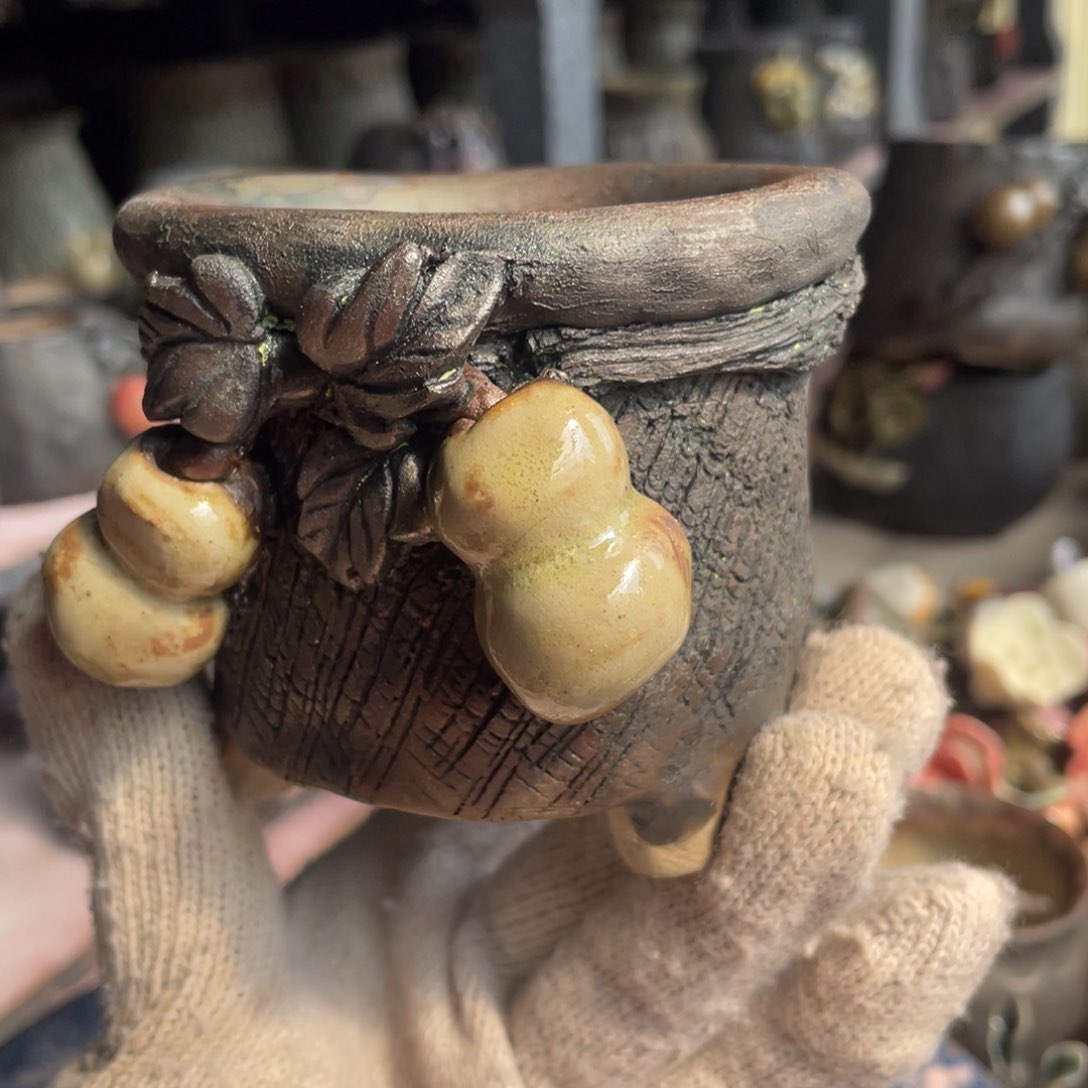 红陶一个人的时候就会想