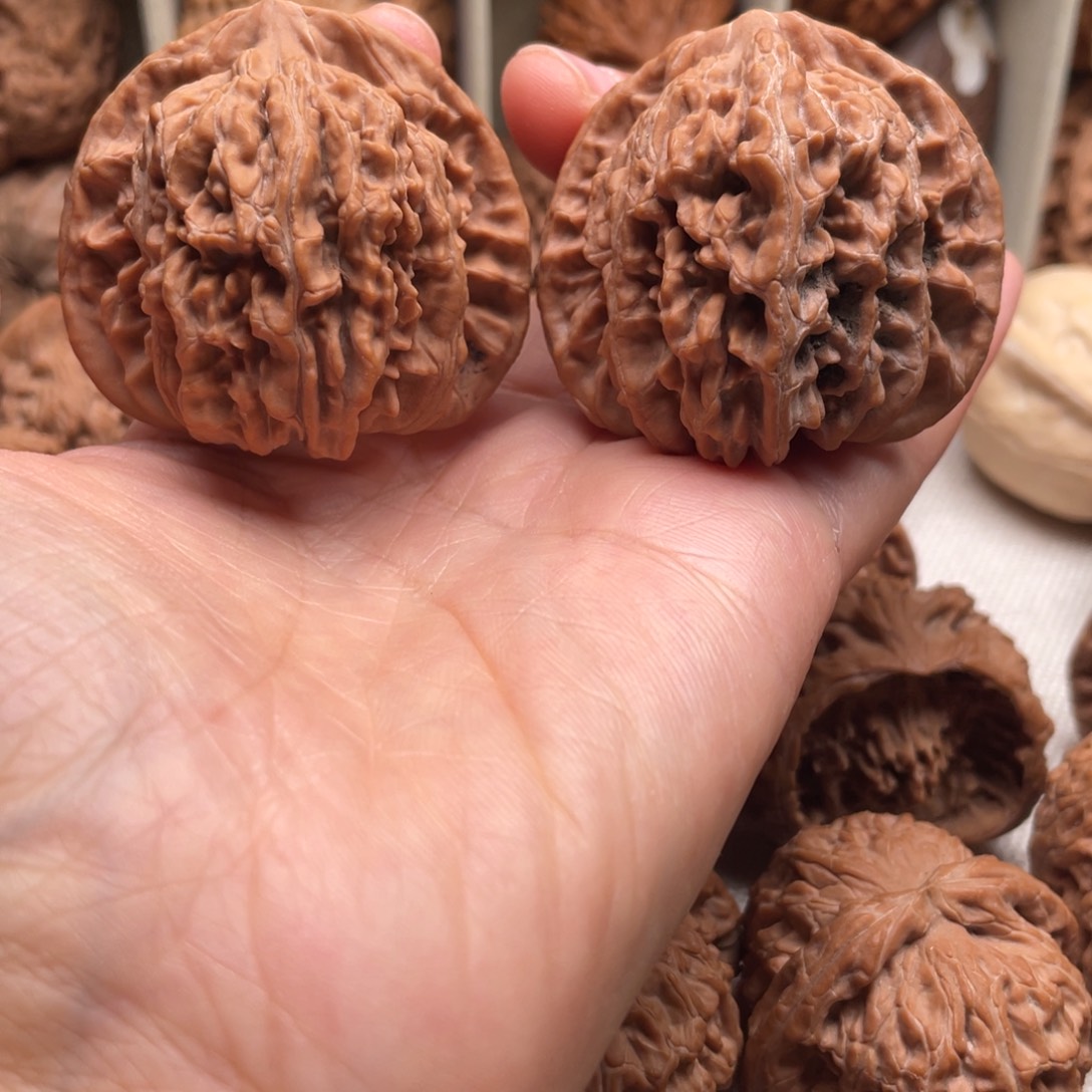 文玩核桃吊坠46全品山地楼