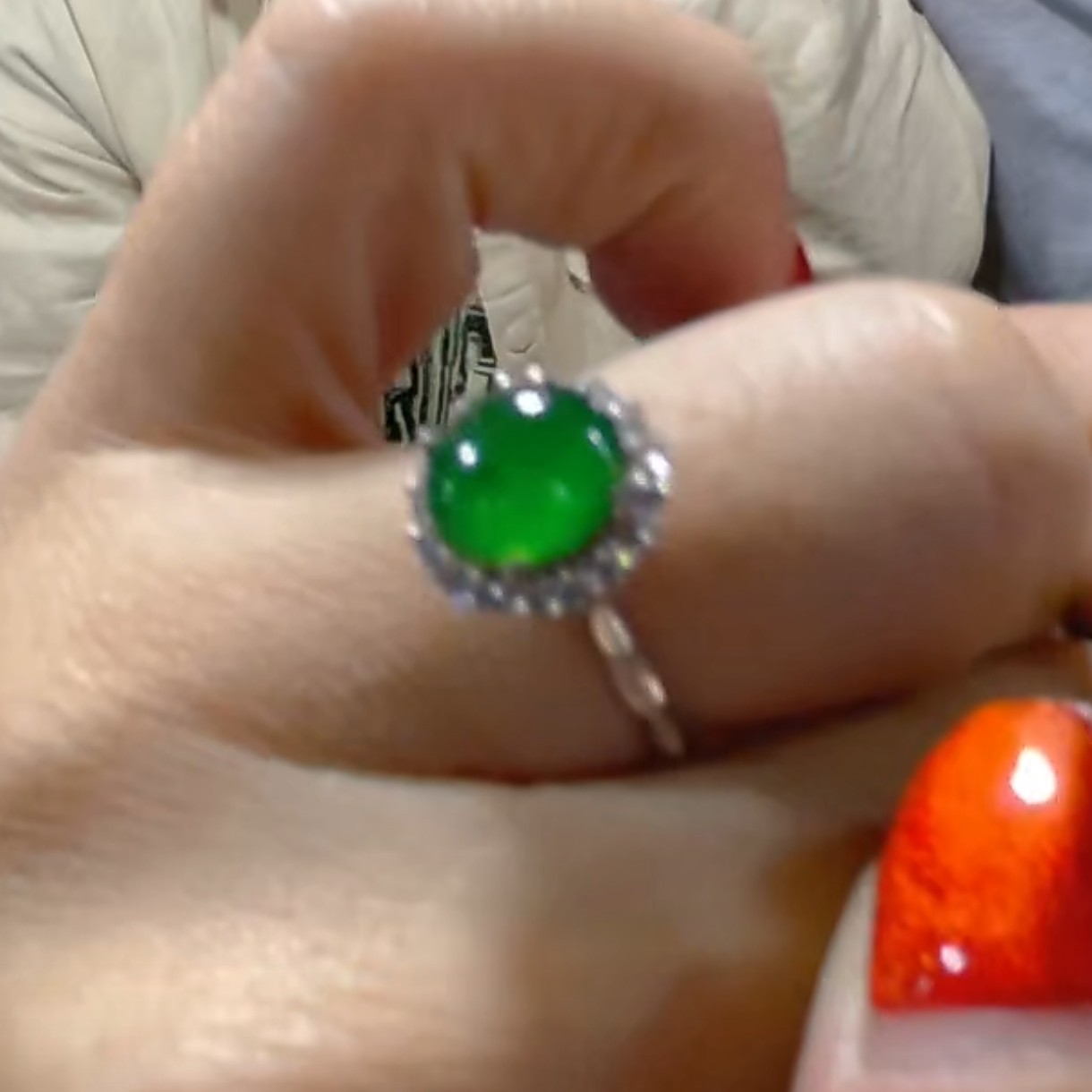 天然A货翡翠假一罚四（多样性发货拍一件发件）