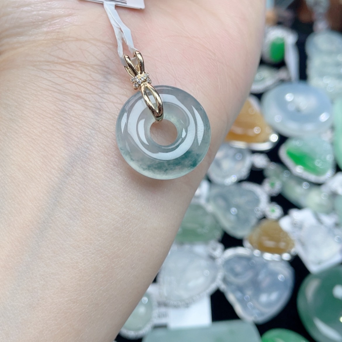 【闪购商品】翡翠颈饰18K金镶嵌翡翠