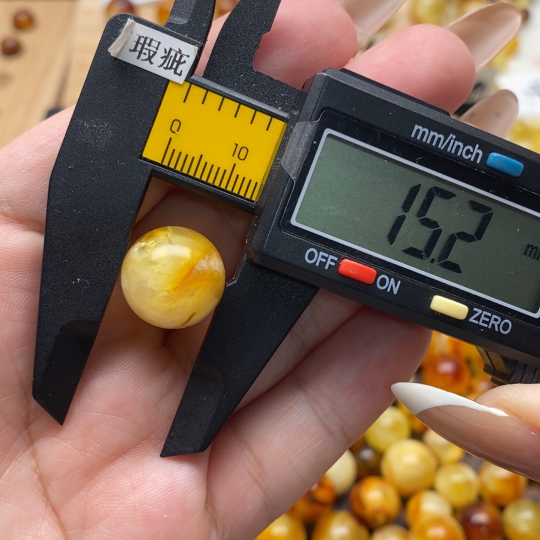 琥珀未镶嵌珠宝奇石蜜蜡1290