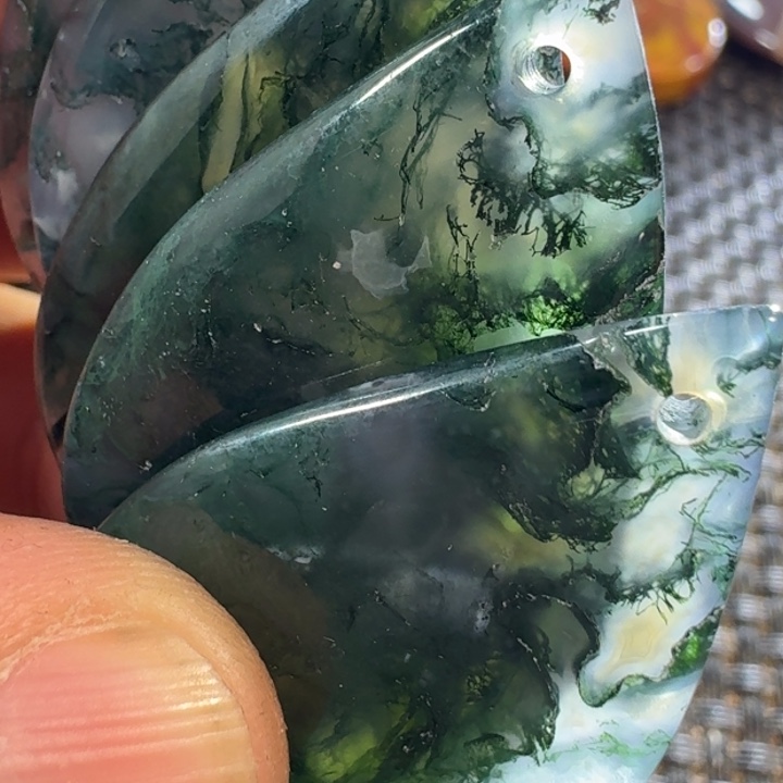 玉***身玛瑙/玉髓未镶嵌颈饰