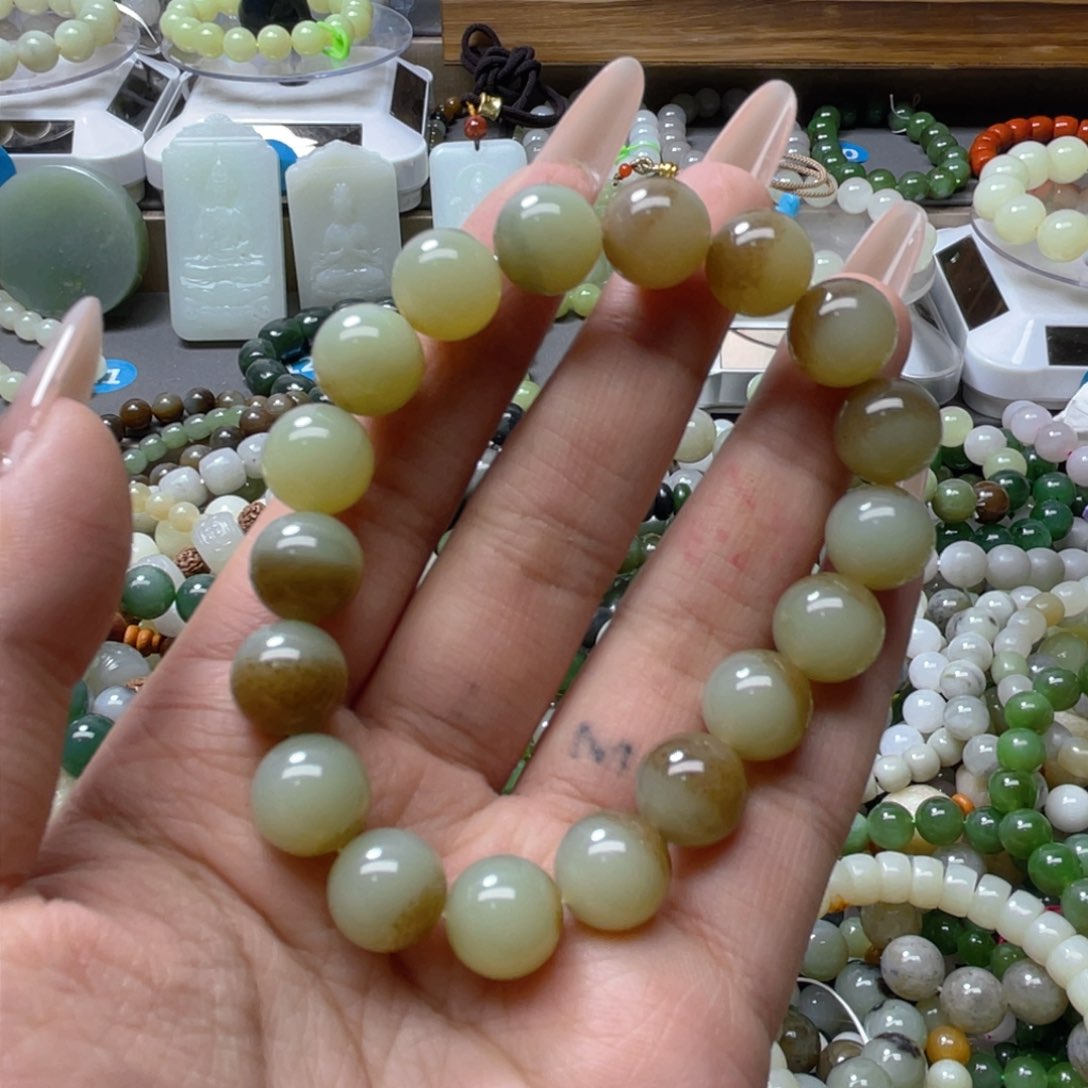 未镶嵌和田玉手串