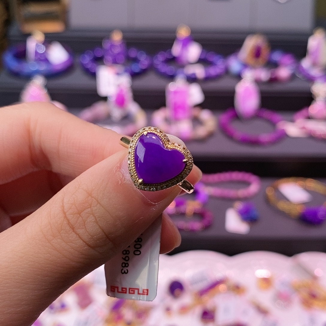 苏纪石（舒俱来）18K金镶嵌戒指