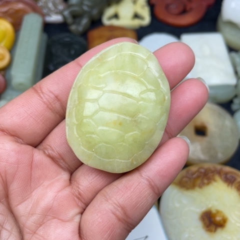 蛇纹石玉颈饰未镶嵌16