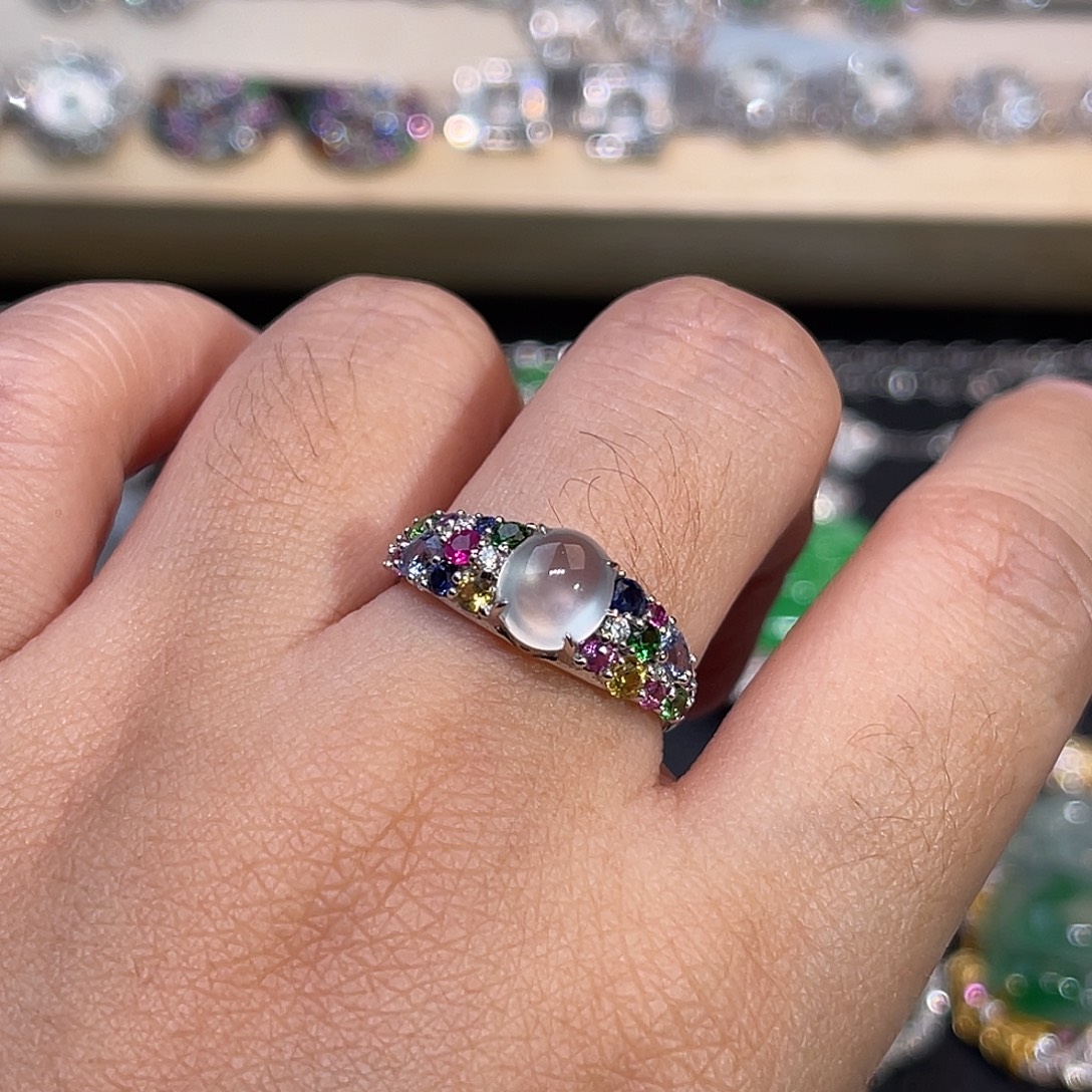 翡翠18K金镶嵌戒指多宝