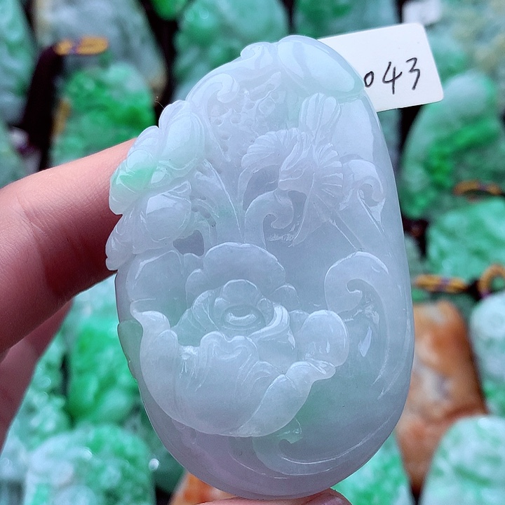 翡翠吊坠(不含链)未镶嵌