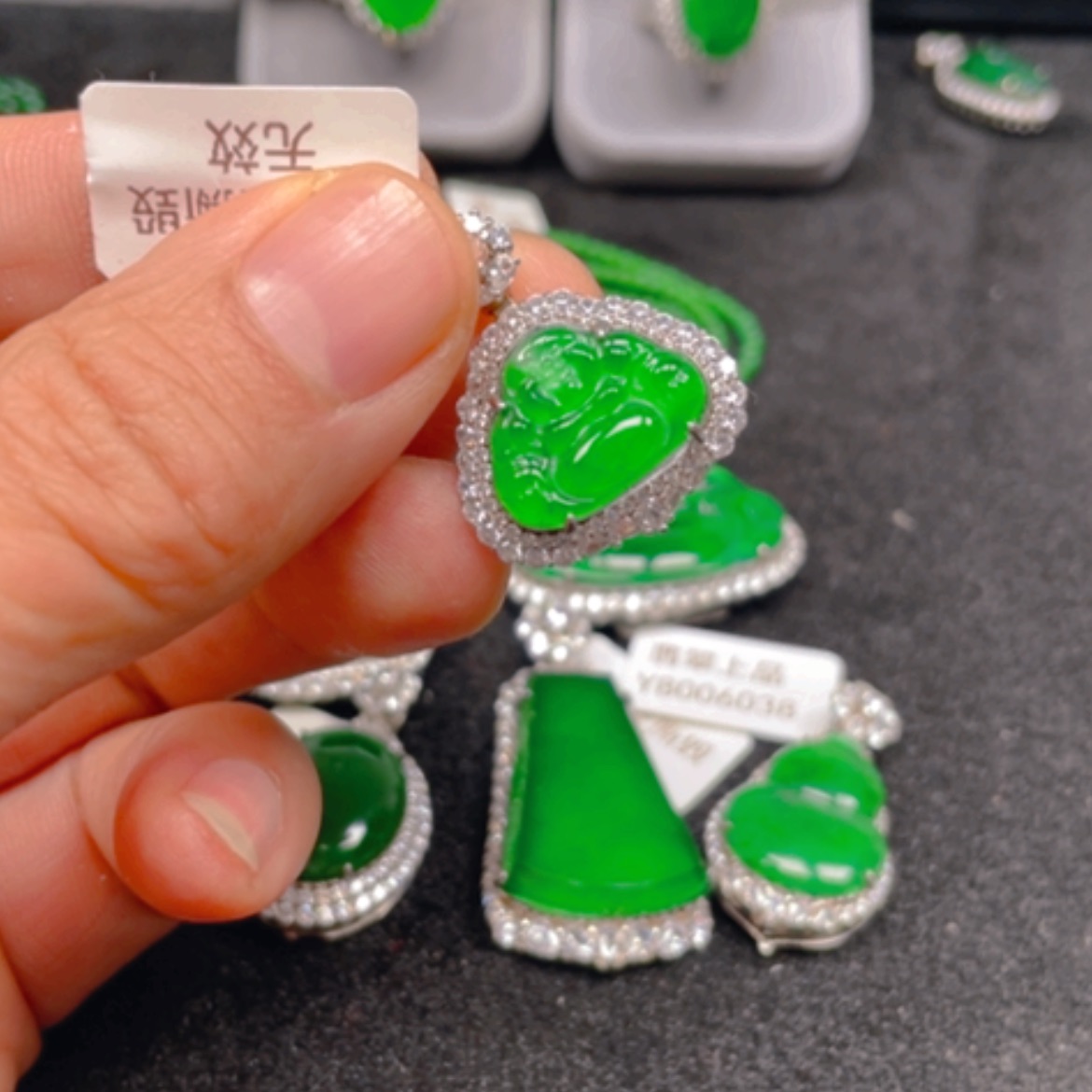 【闪购商品】翡翠颈饰银S925镶嵌吊坠