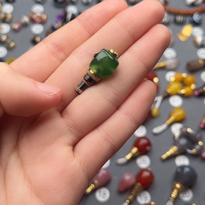 玛瑙/玉髓未镶嵌饰品