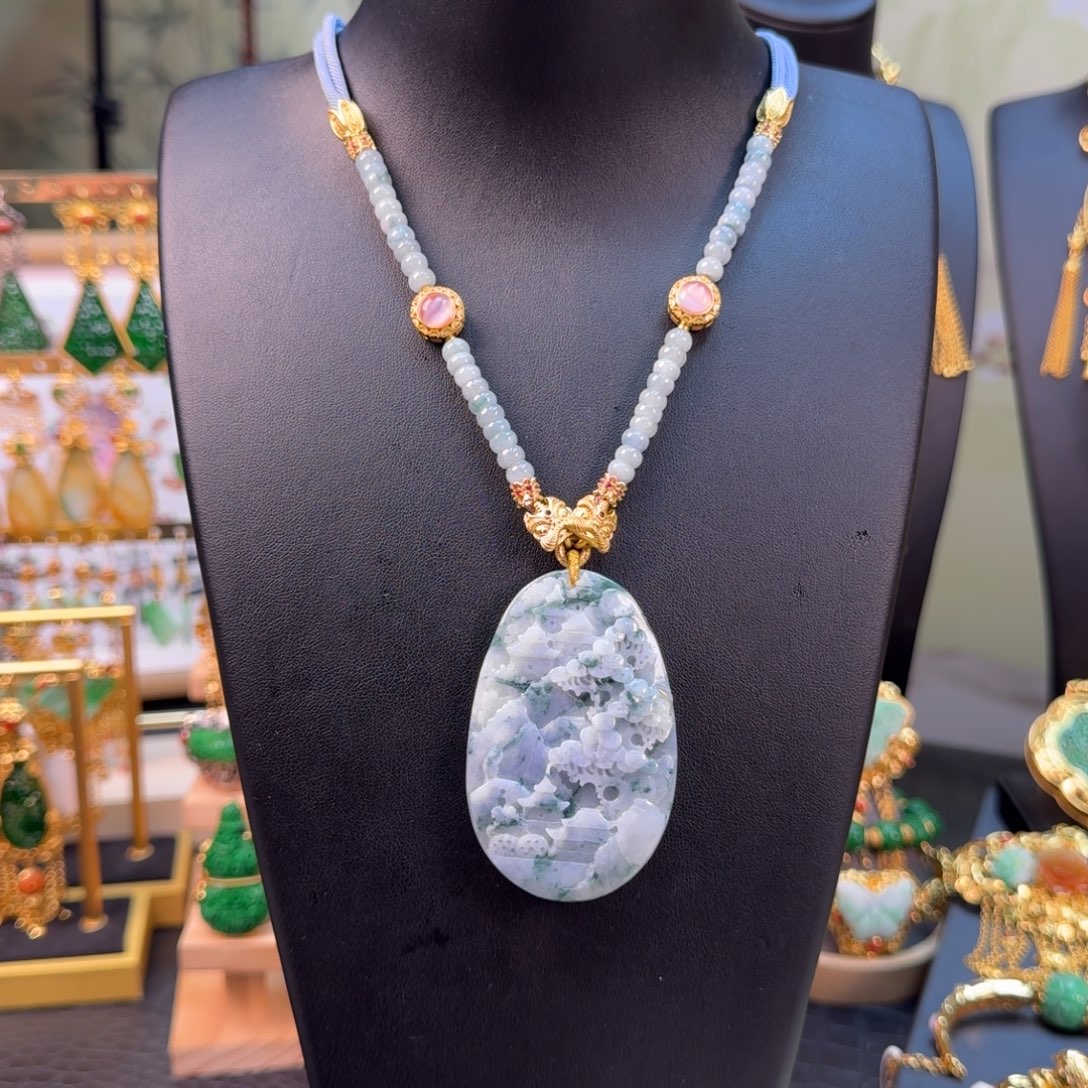 翡翠未镶嵌颈饰福利套装