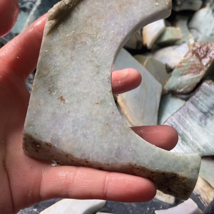 翡翠颈饰未镶嵌天然翡翠