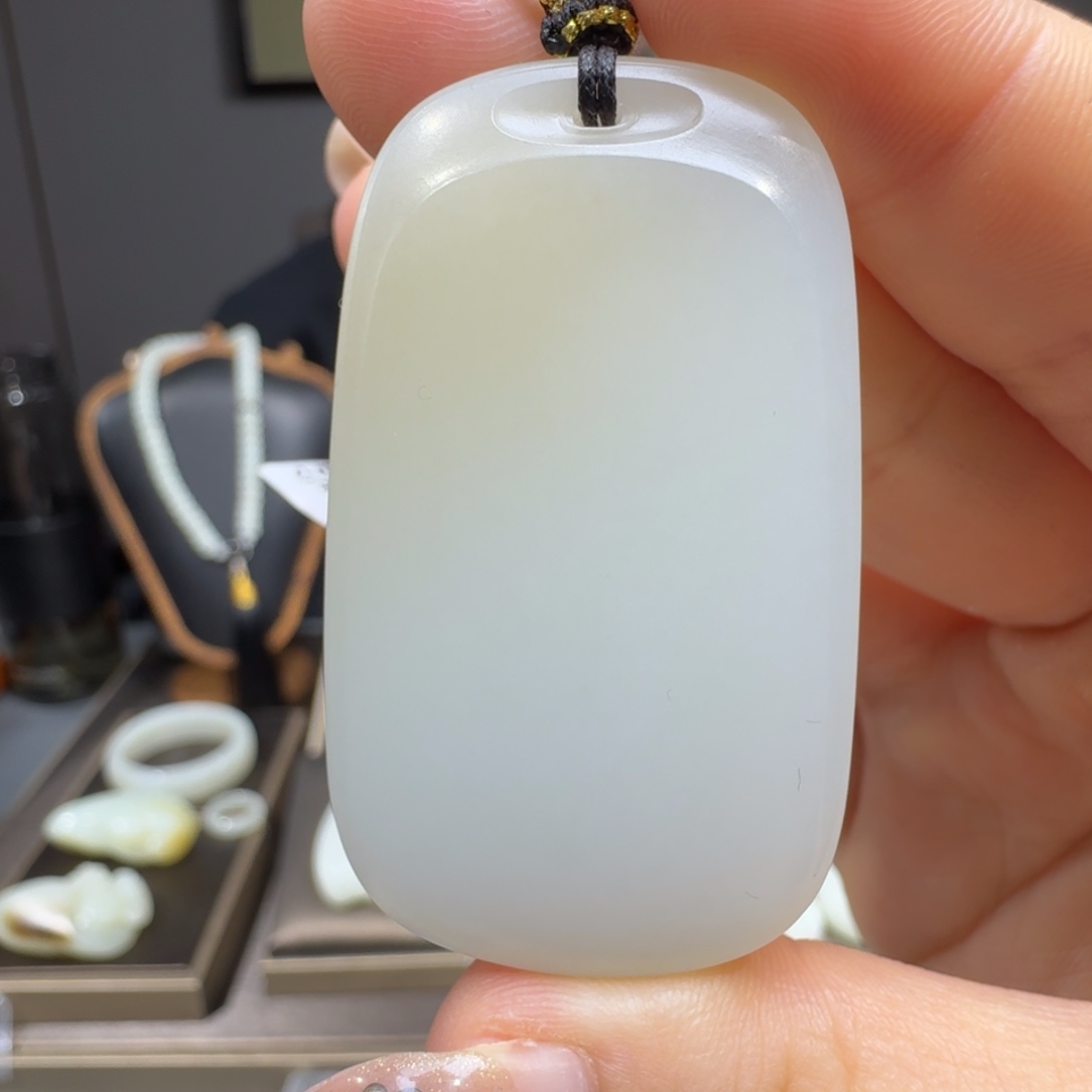 和田玉挂件未镶嵌