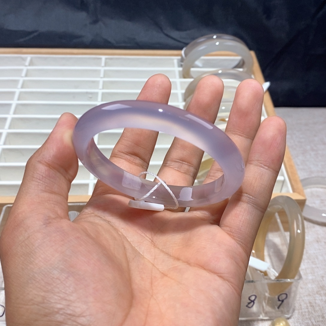 太****玛瑙/玉髓手镯未镶嵌