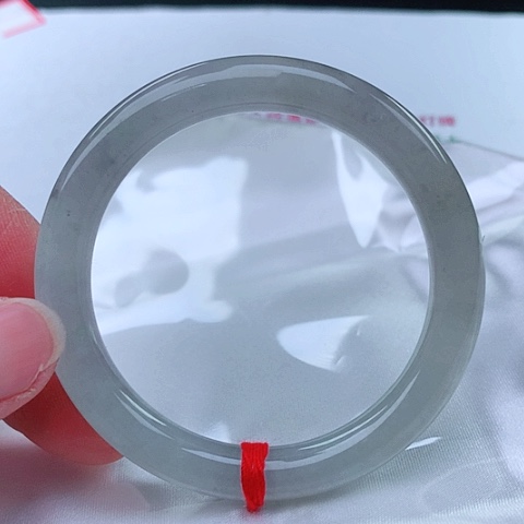 翡翠手镯（圆镯）未镶嵌28 号翡翠手镯