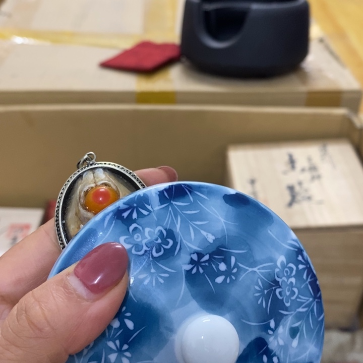 瓷中古工艺品一件