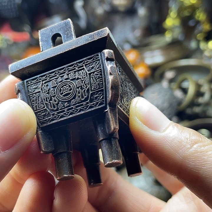 全是铜铜铜器铜器