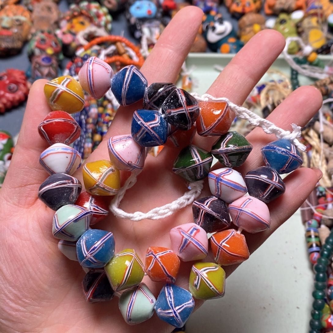 琉璃颈饰印度尼西亚飞碟链子